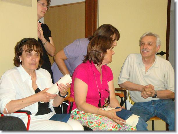 Clicca per scorrere le foto originali ingrandite