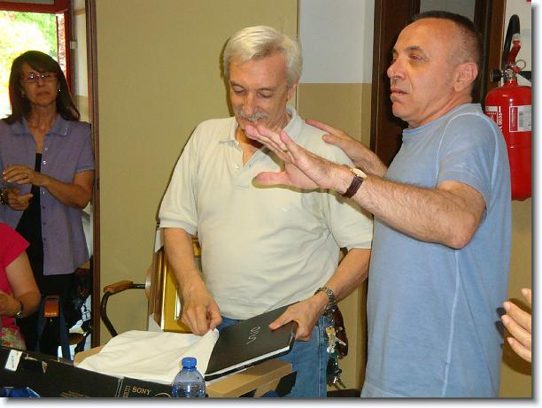 Clicca per scorrere le foto originali ingrandite