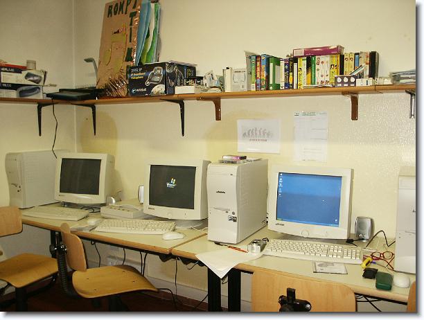 Clicca per scorrere le foto originali ingrandite