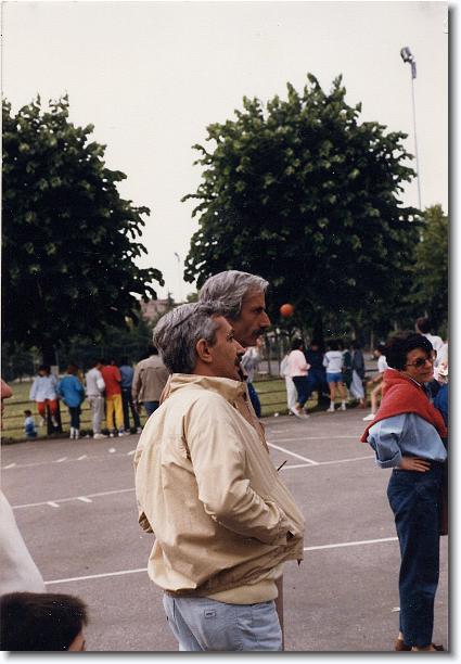 Clicca per scorrere le foto originali ingrandite