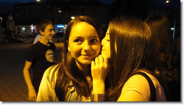 Clicca per scorrere le foto originali ingrandite