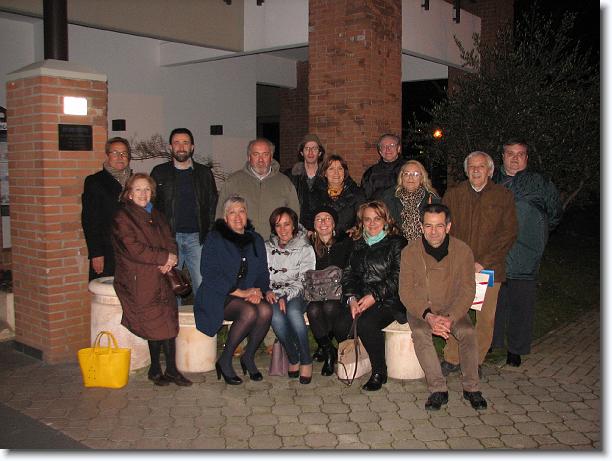 Clicca per scorrere le foto originali ingrandite