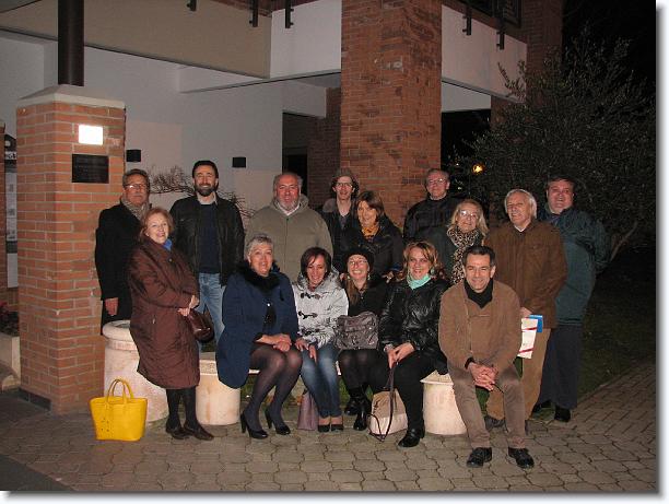 Clicca per scorrere le foto originali ingrandite