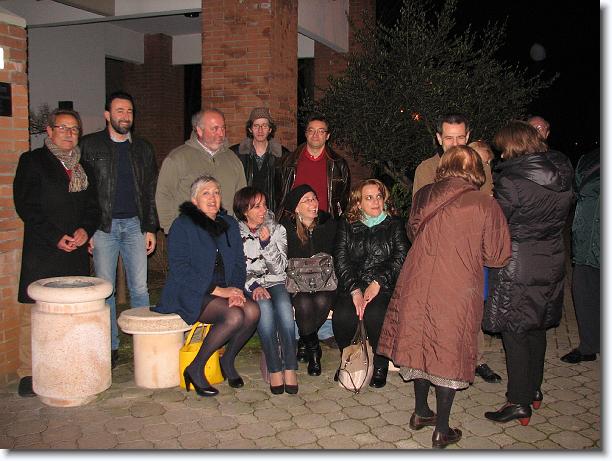 Clicca per scorrere le foto originali ingrandite